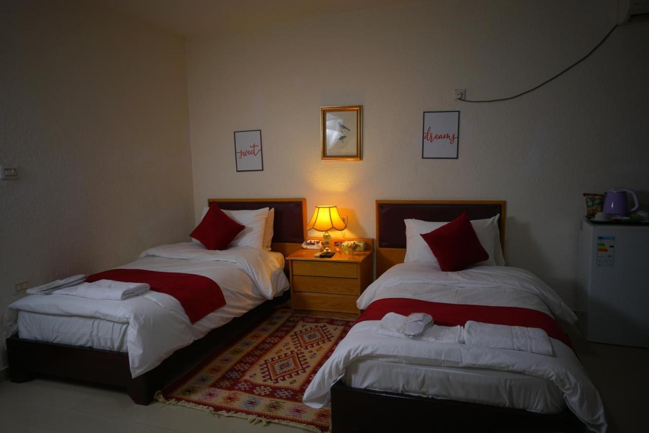 Petra Mountain Hotel Wadi Musa Extérieur photo